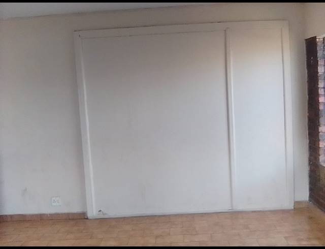 1 bed property to rent in ORANGE GROVE